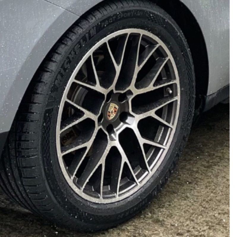保時捷Porsche Macan原廠 Spyder RS 20吋鍛造鋁圈含後輪Ps4s兩顆