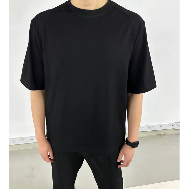 【J.V Select】Xiebro Studio Padded Tee 墊肩 解構 短袖 素t 挺闊 純棉 百搭 短寬