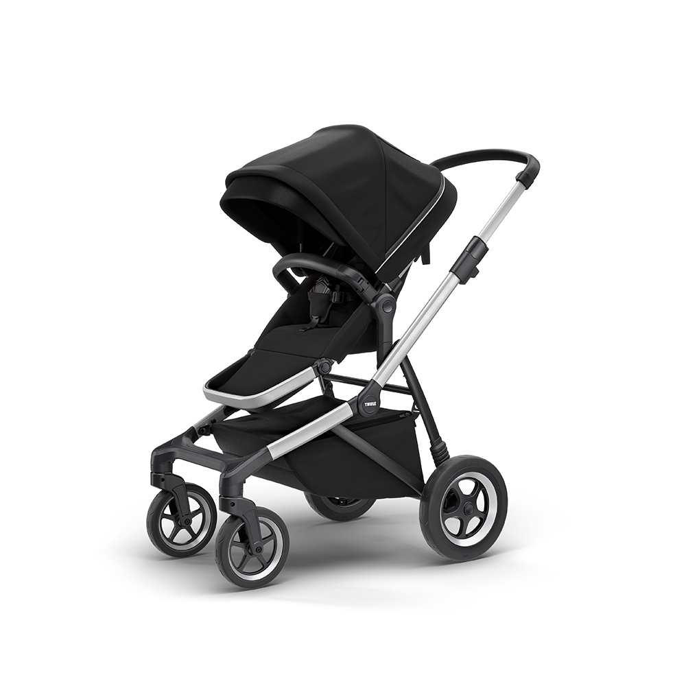 THULE SLEEK 系列嬰兒推車 售:29800元/運:0    推車  鋁色/霧黑      座椅  黑/混灰色/