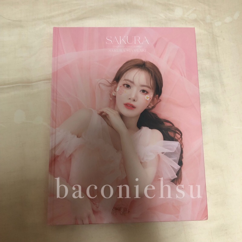 櫻花 Sakura 宮脇咲良 畢業寫真 photobook hkt48 akb48 le sserafim iz*one