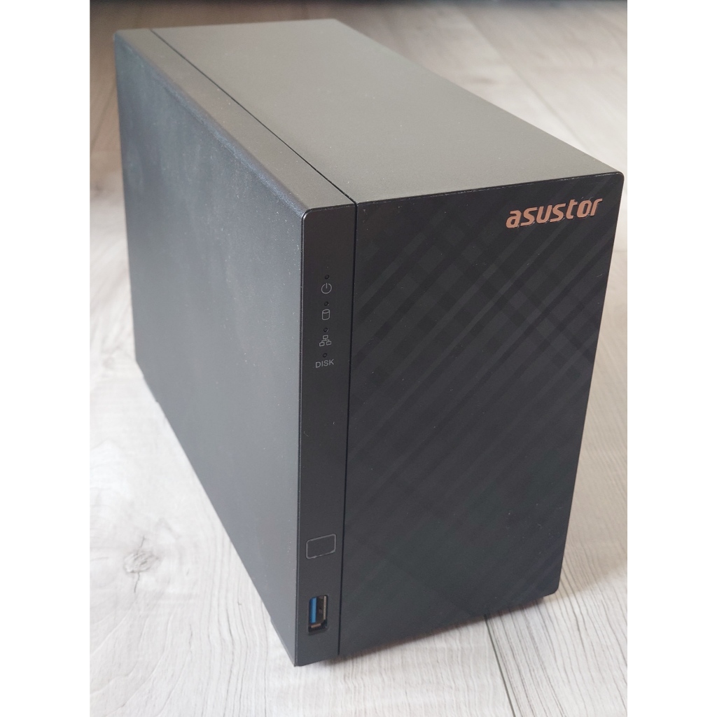 ASUSTOR NAS 網路儲存伺服器 AS1102T