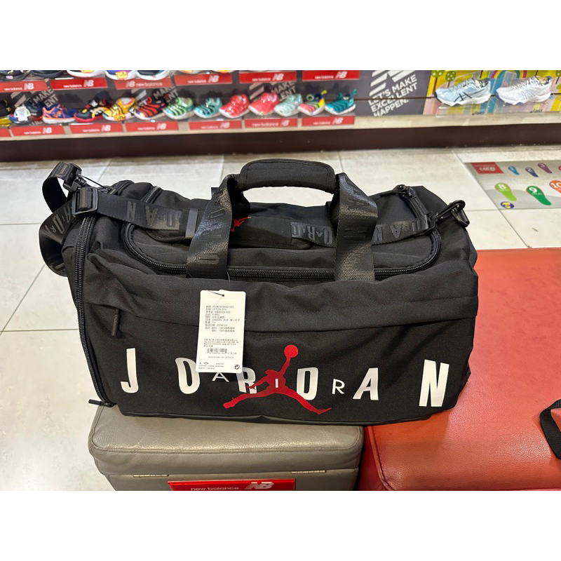 NIKE JORDAN M 行李包 旅行袋 側背包 63.5*30*32cm JD2423034AD-001