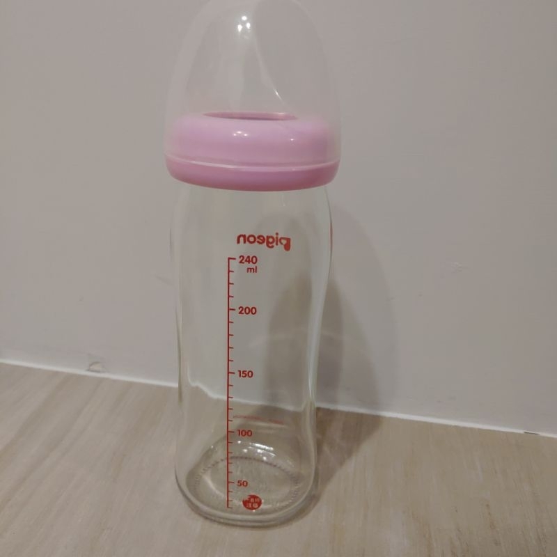 【二手】Pigeon貝親寬口母乳實感玻璃奶瓶240ml 約8成新/日本製