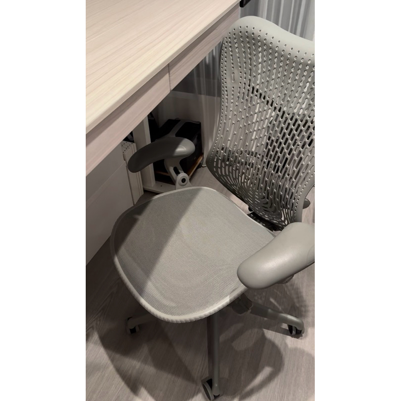 Herman Miller Mirra 1 人體工學椅