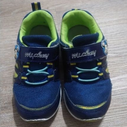 【二手】男童運動鞋。藍色。19cm *1雙