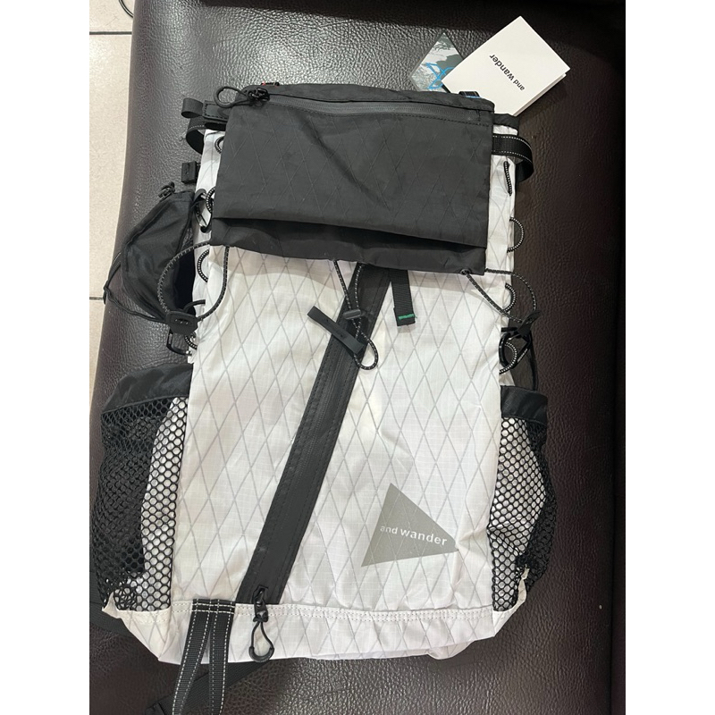 And wander x-pac 30L 登山休閒背包 防水 後背包