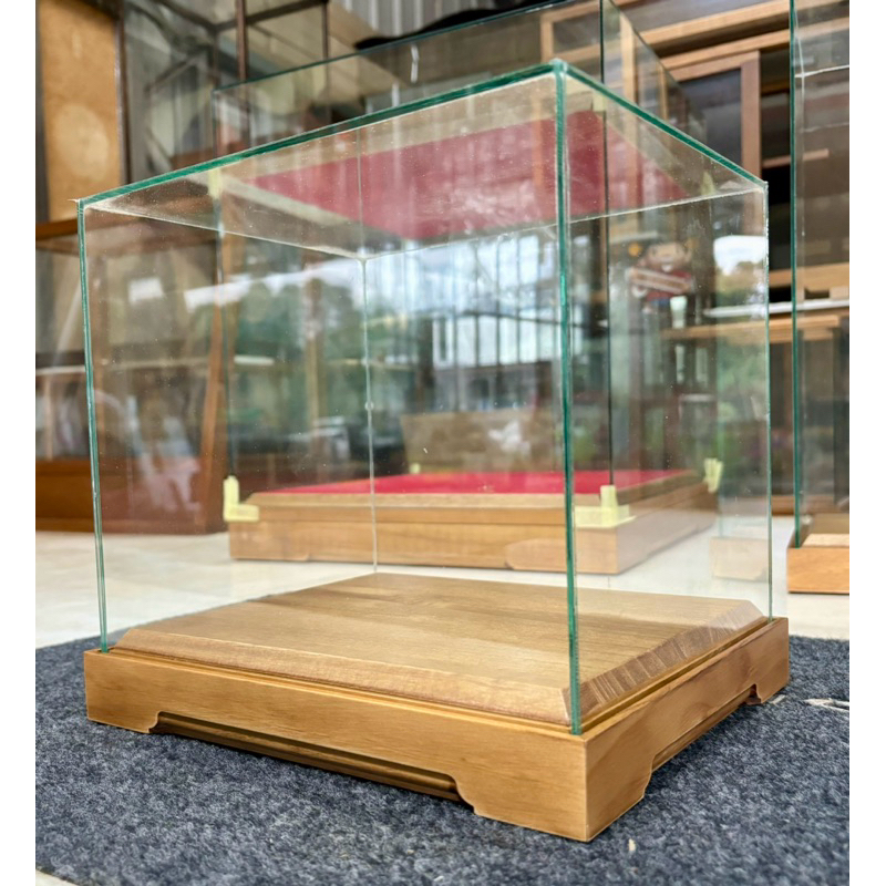 玻藝木業/無框式 玻璃展示盒 24*20*23