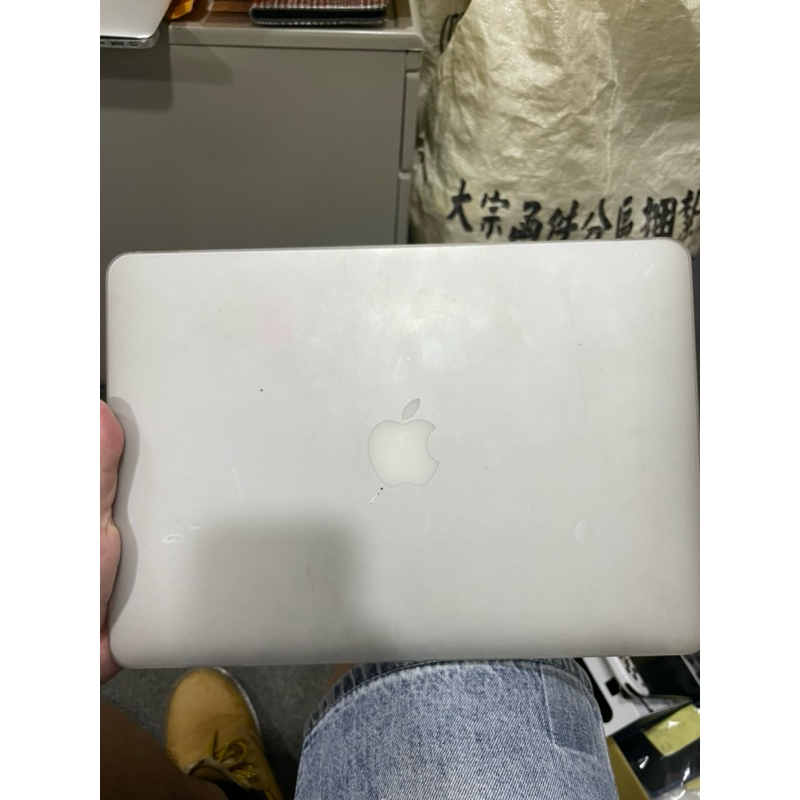 蘋果原廠公司貨 MacBook Pro 2015年 i5-2.7 8G/256G 13吋 「銀」 A1502