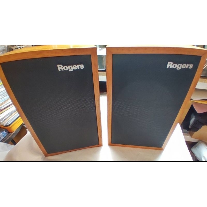 LS3/5A Rogers 書架喇叭1對 11 Ω 歐姆  美品 經典好物無撞傷聲音正常英國BBC認證久未使用正版收藏品