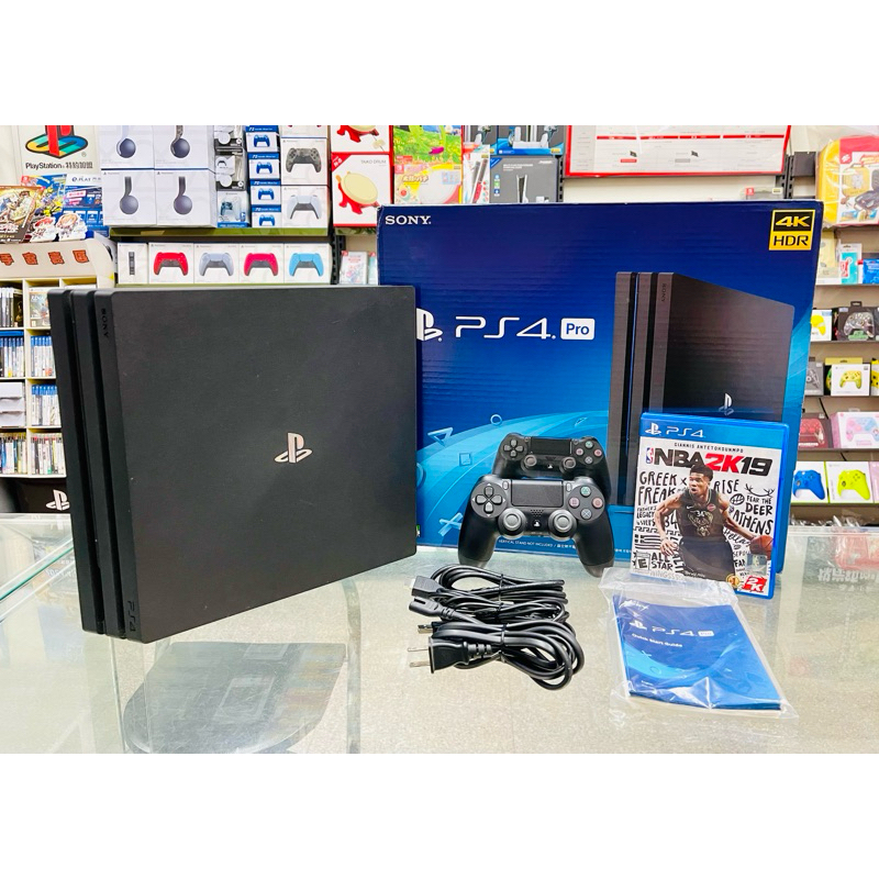 PS4 PRO 1TB 主機 黑色 7218B型 台灣公司貨+遊戲軟體（二手、現貨 )