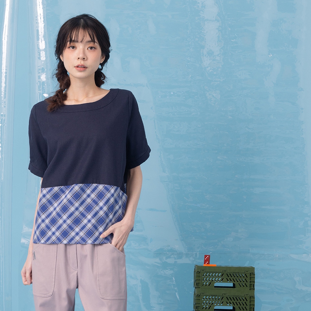 【MOSS CLUB】 棉麻拼接格子前開口袋短袖上衣 藍 綠