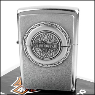 ☆福星屋☆【ZIPPO】美系~哈雷~Harley-Davidson-車輪引擎立體圖案貼飾打火機NO.49175