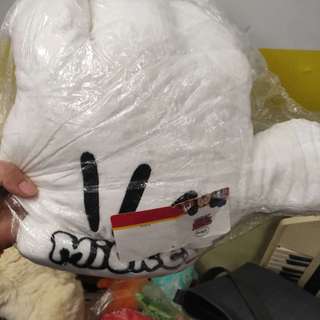 降價......*全新米奇手掌 抱枕 娃娃玩偶約30CM