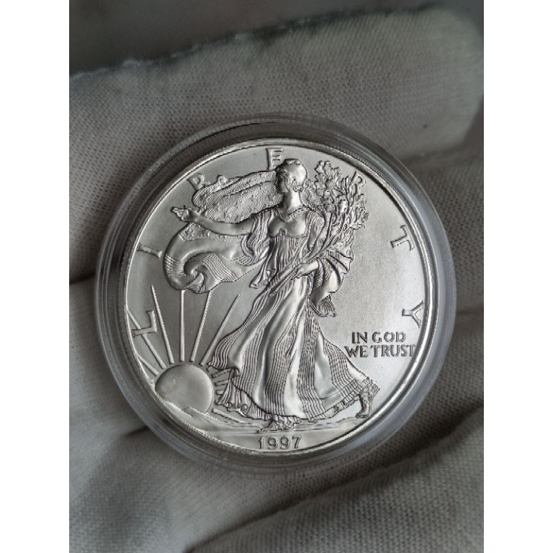 銀幣 紀念幣 1997 美國 鷹揚銀幣 999 純銀 1盎司 （有年份值得收藏，只有一枚，售完即無）
