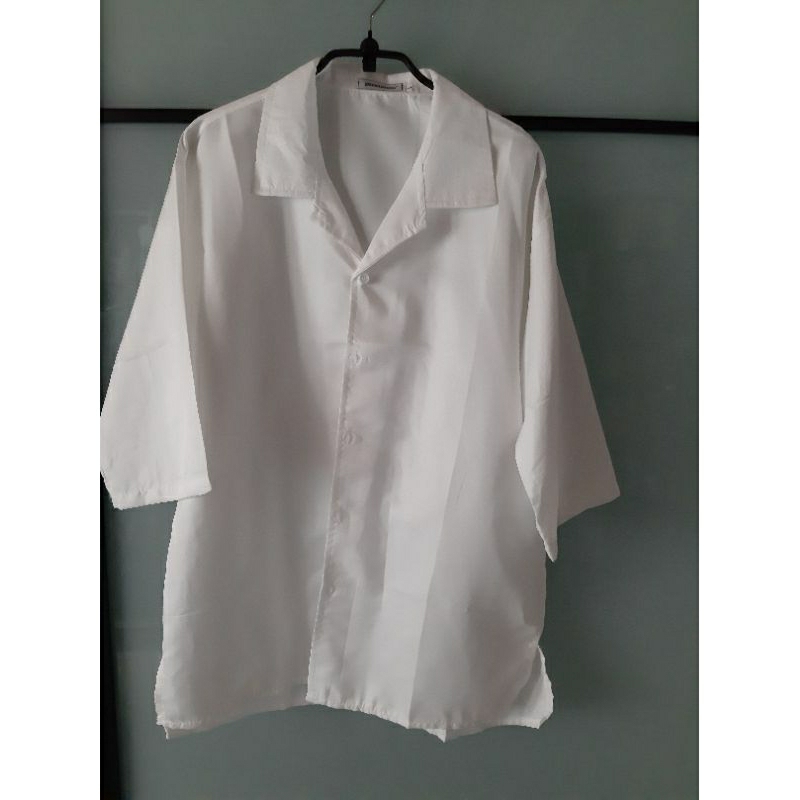 j i e c h a o f a n g 白色絲襯衫