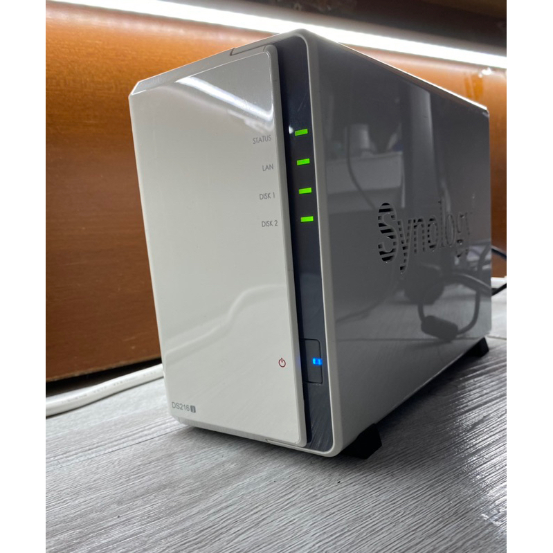 就是要賣掉！！二手九成新-群暉 Synology DS216j含2顆3TB硬碟