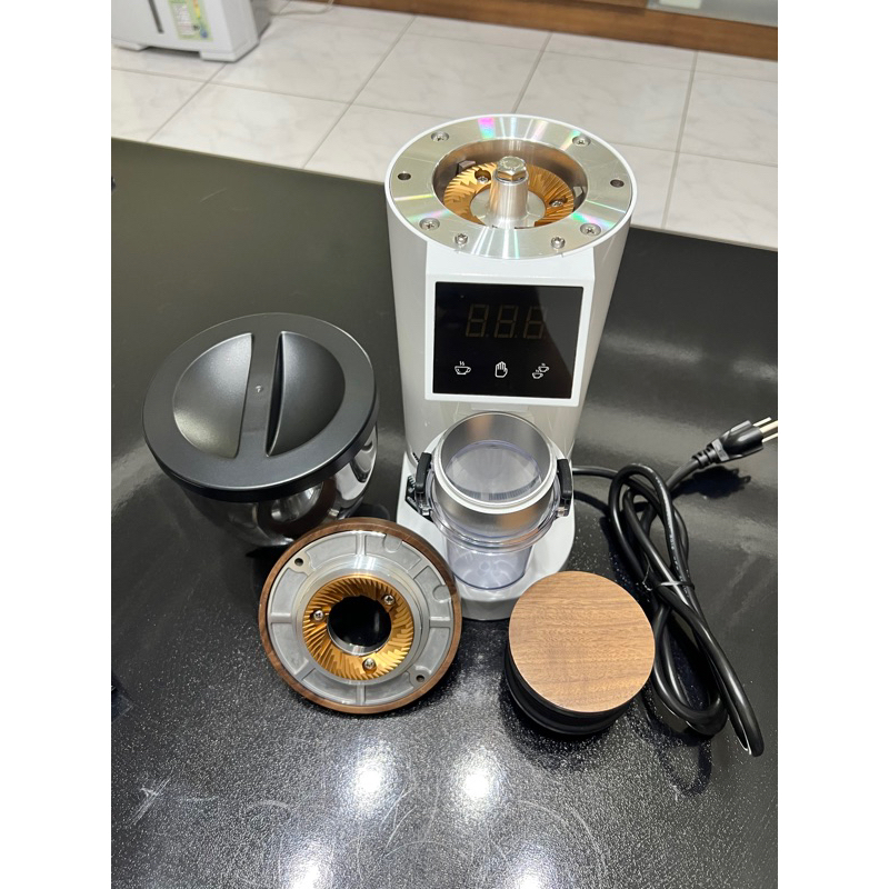BLLUS DF64E 義式咖啡研磨機+ SSP Espresso 鍍鈦刀盤