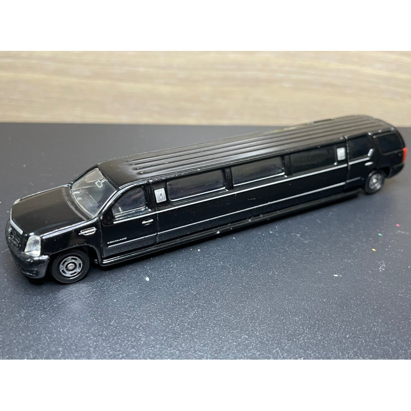 TOMICA SHOP TOMY 凱迪拉克 加長型禮車 禮車 CADILLAC 136