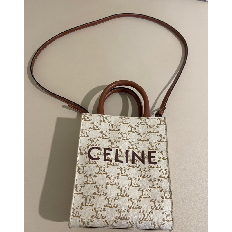 ❤️只賣正品❤️Celine cabas老花mini tote(台灣購證） 白花 全配