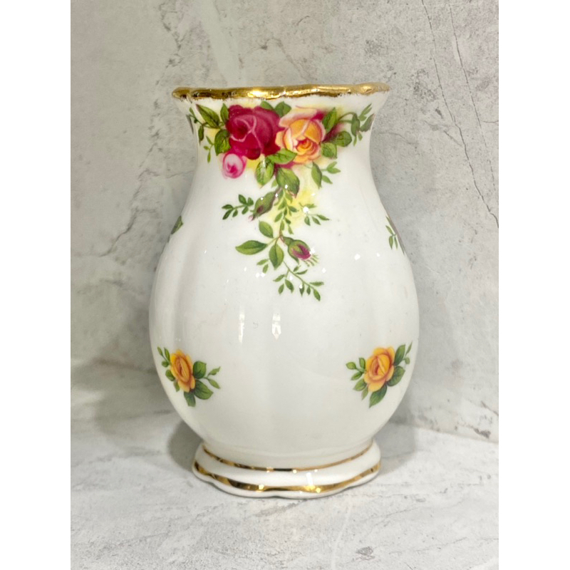 古董藏品 Royal Albert 英國老玫瑰花瓶