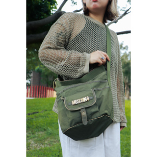Tsubasa.Y│ 古著包 A02 MOSCHINO側背包 軍綠色 精品包 側背包 品牌 斜背包 Vintagebag