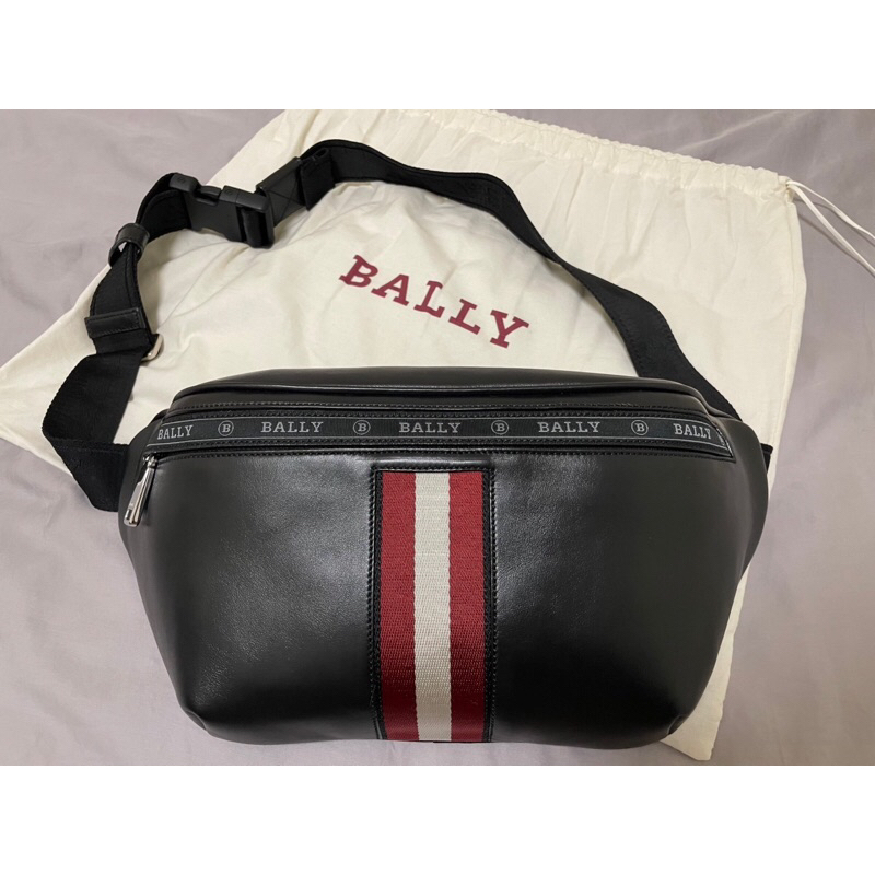 BALLY Hakab 黑色牛皮飾TSP腰包 狀況如圖 今年3月購入 全新 有收納痕跡 附防塵袋