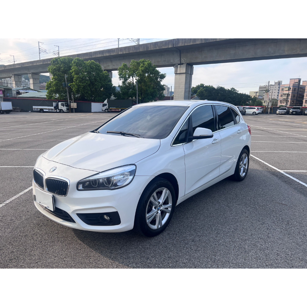 62w 2016年出廠 F45型 BMW Active Tourer 218i 1.5 汽油 白