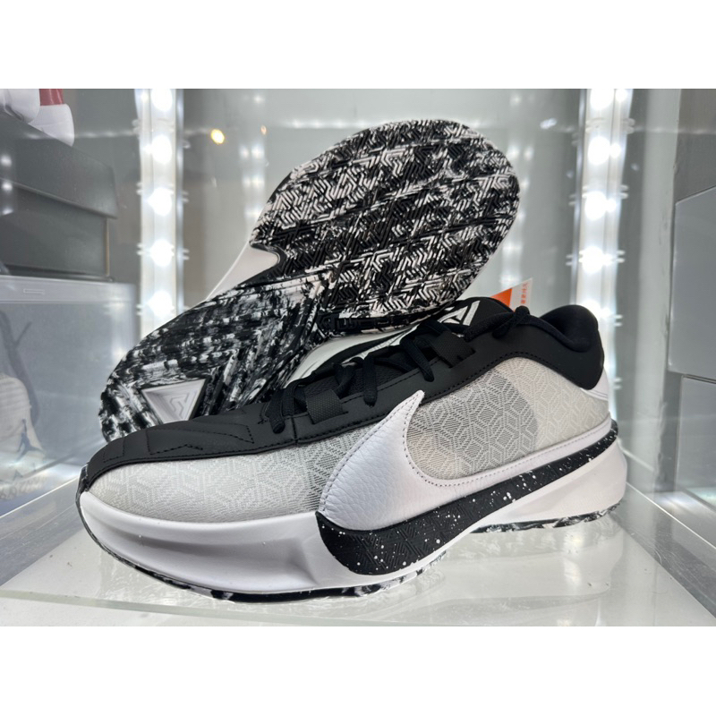 全新台灣公司貨 NIKE ZOOM FREAK 5 EP 字母哥 5 黑白 殺人鯨 DX4996-101