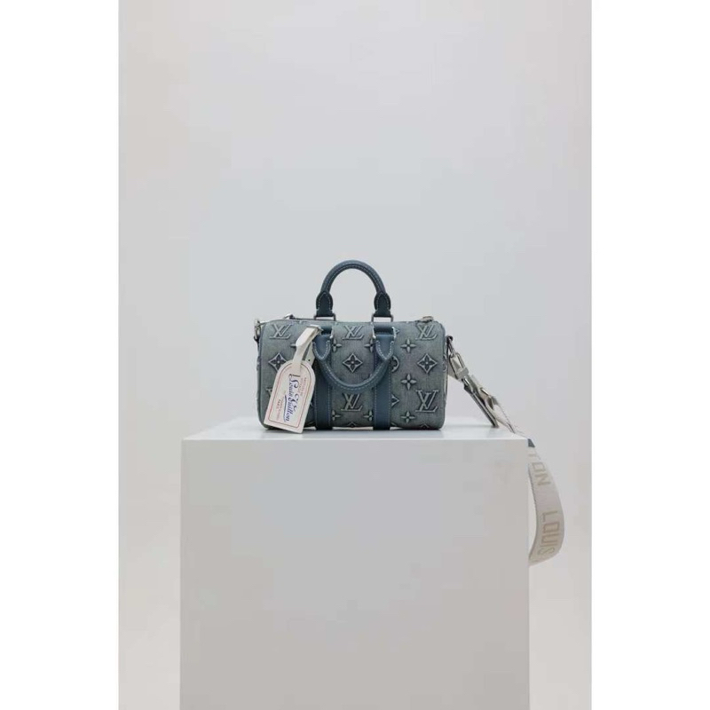 Louis Vuitton LV Keepall 25 Monogram Leather Black ref.722393 - Joli Closet