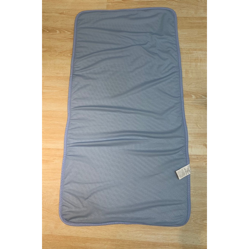 物況佳  GIO Pillow 超透氣排汗嬰兒床墊 中 M(60*120*1.6cm)