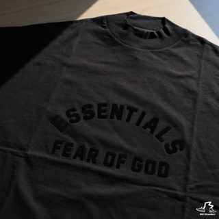 【奶大大球鞋代購社團】現貨正品 Essentials Fear Of God 23新款 全黑 王嘉爾 Crew 短袖