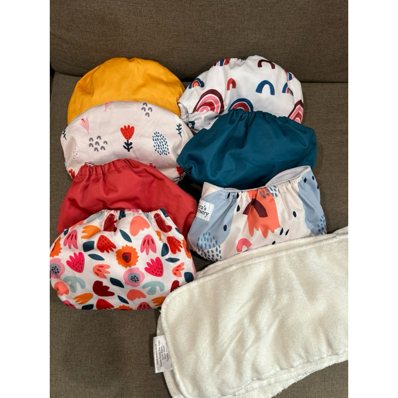 Nora’s Nursery二手布尿布，整組出售含尿墊
