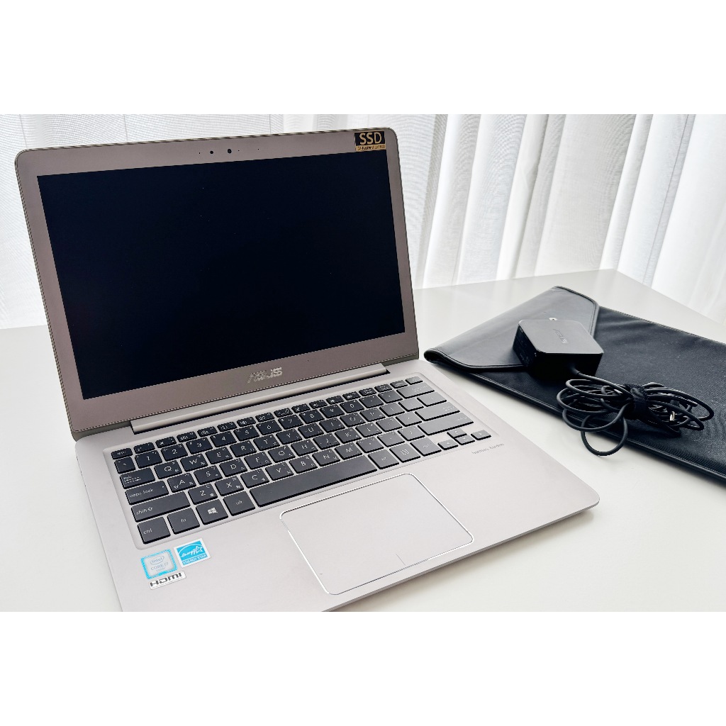ASUS 華碩 UX330U 13.3吋筆記型電腦ZenBook Ｒ金屬灰