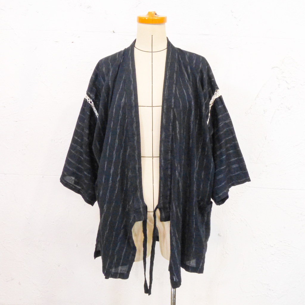 古著VINTAGE—黑底白絲細雨紋日本甚平外套