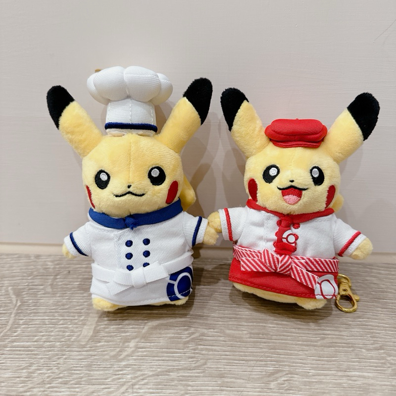 全新吊牌已拆 日本大阪寶可夢咖啡廳  寶可夢餐廳 線上限定販售 皮卡丘娃娃 廚師 服務生