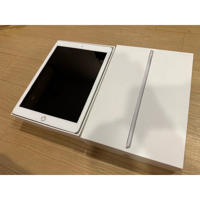 (降)外觀新 iPad 6 iPad6 iPad 2018 32G 銀 wifi版 外觀機況都很新 線上課追劇遊戲很好用