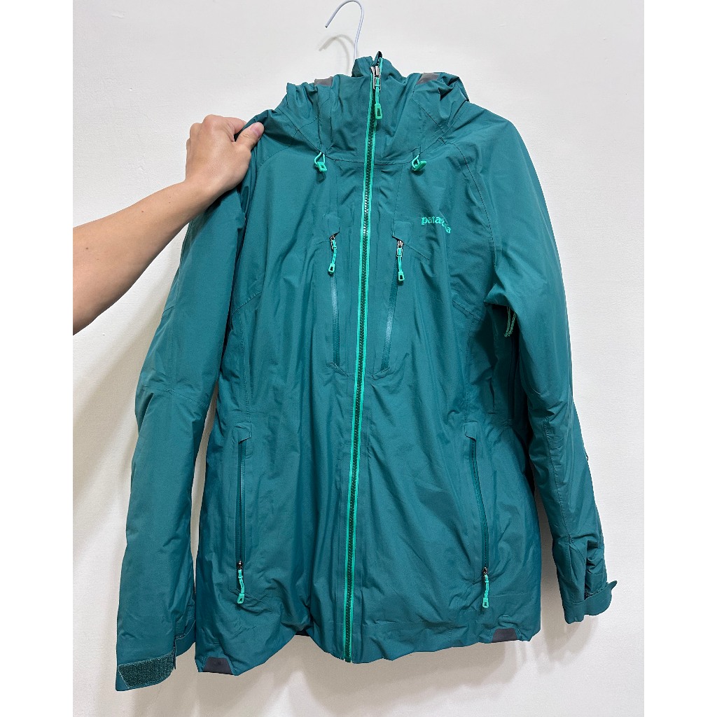 美國 Patagonia 女用羽絨外套 雪衣 防寒衣 防水 保暖 登山 露營 滑雪 Gore tex M號 RECCO