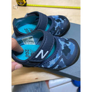 （二手）New balance _NB兒童涼鞋/嬰幼兒涼鞋/包鞋/輕便/迷彩