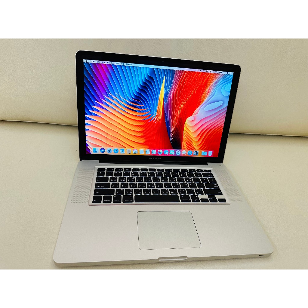 APPLE MacBook Pro (A1286) 四核 文書機 追劇 15吋 二手 筆電 i7 i5 功能正常 開發票