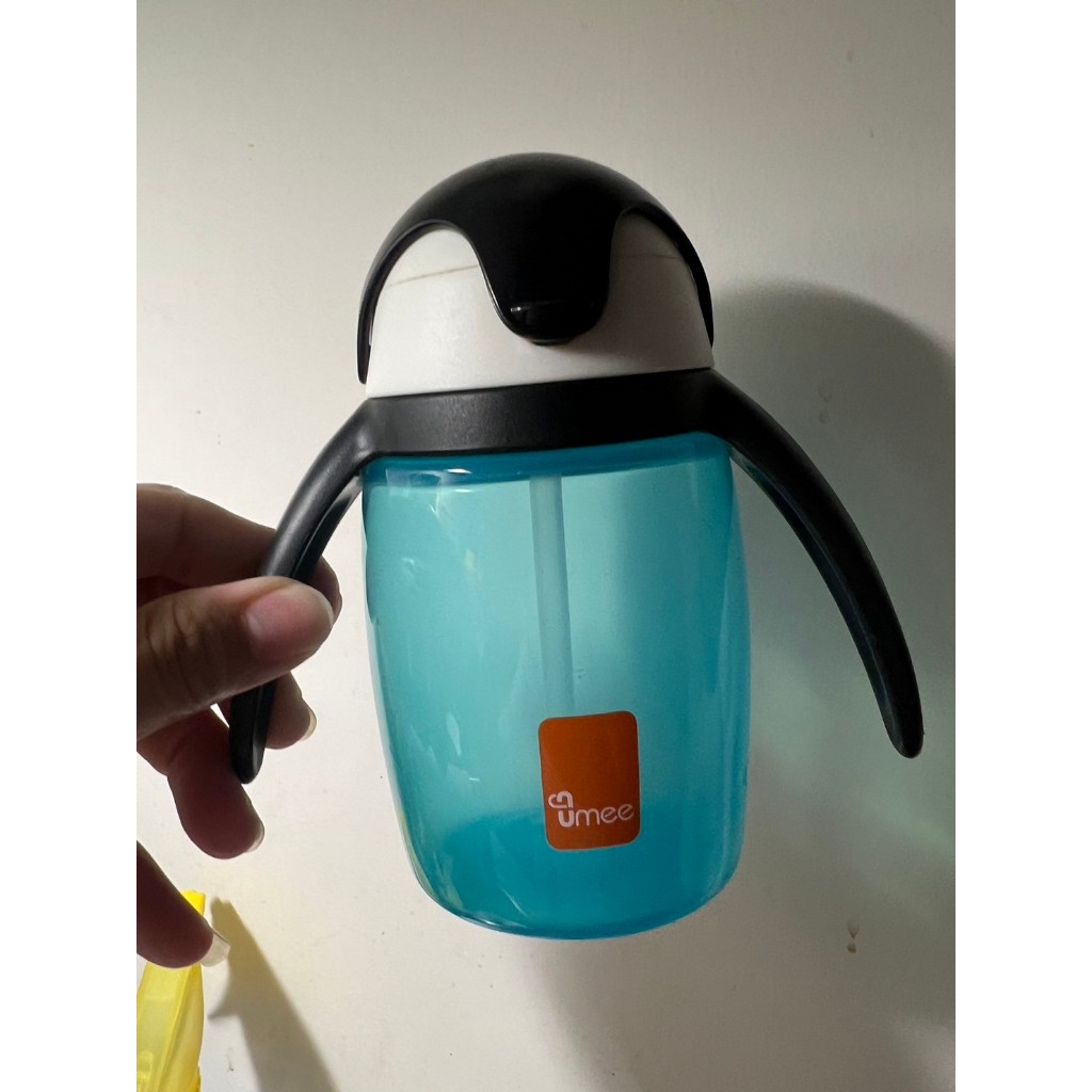 二手-8成新 荷蘭Umee 優酷 企鵝吸管水杯(360ml) 米菲寶貝