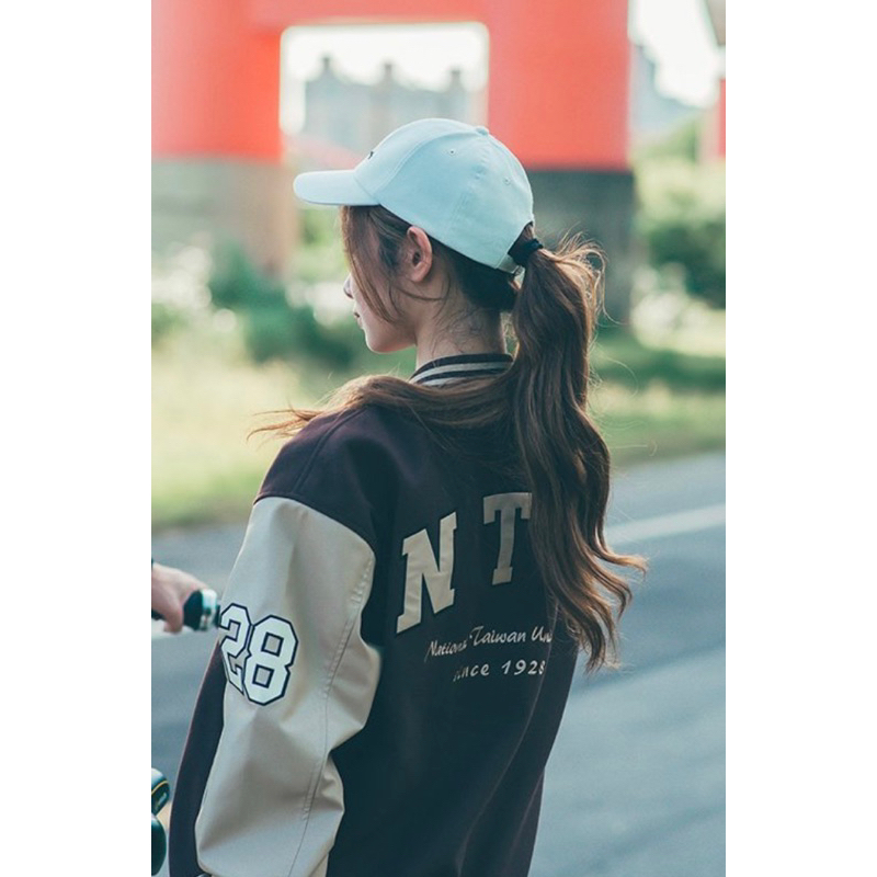 NTU棒球外套（深咖啡+奶油色）L