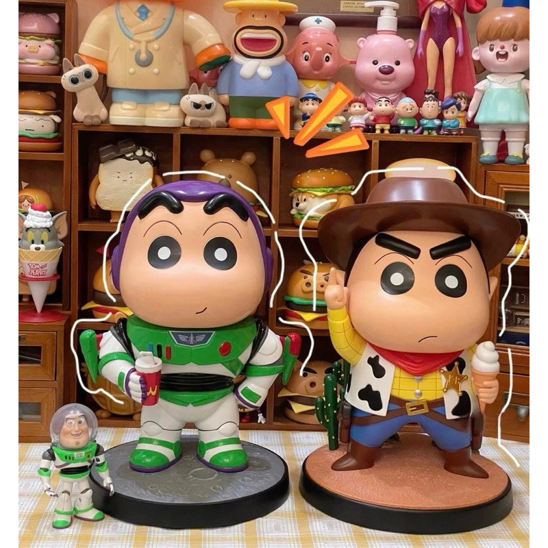 『𝑴𝒆𝒐𝒘𝑺𝑻𝑶𝑹𝑬現貨✨』小新cos系列公仔 胡迪小新 巴斯小新 胡迪警長 巴斯光年