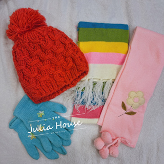 二手極新 女孩保暖圍巾、冬季手套/針織毛線毛帽/女童裝/兒童服飾