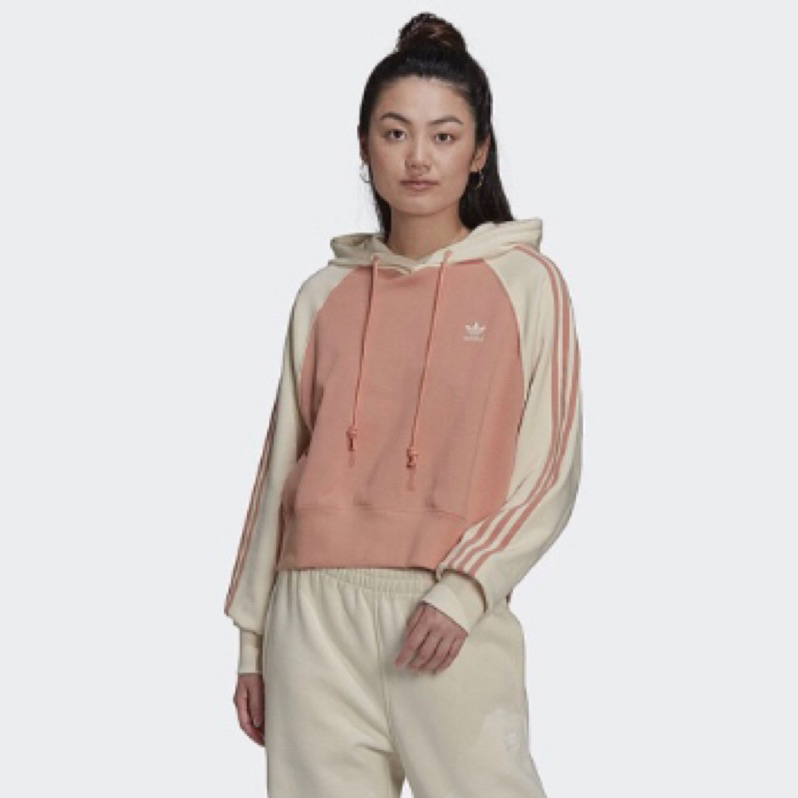 adidas女裝短版設計連帽長T