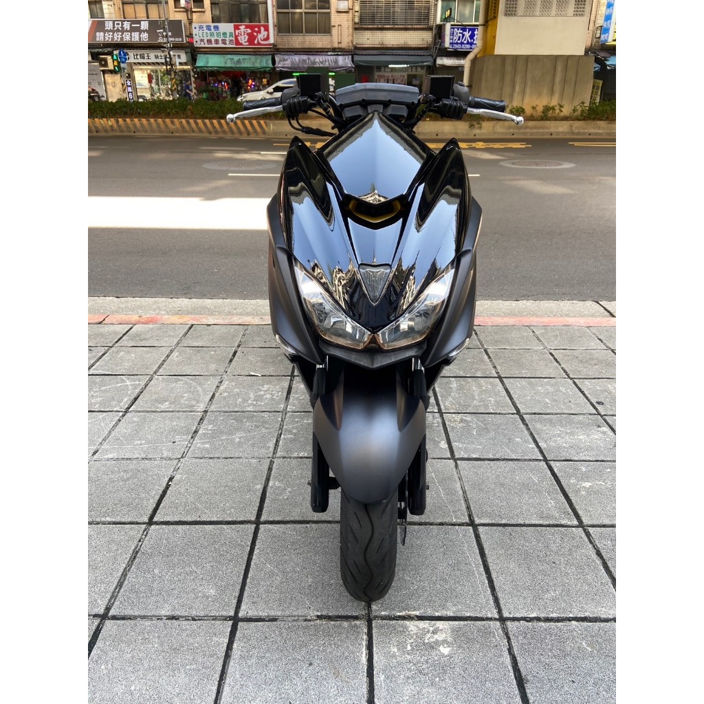 (貳輪嶼二手機車-新北中和店)2017年 force 155 #3178 $55000