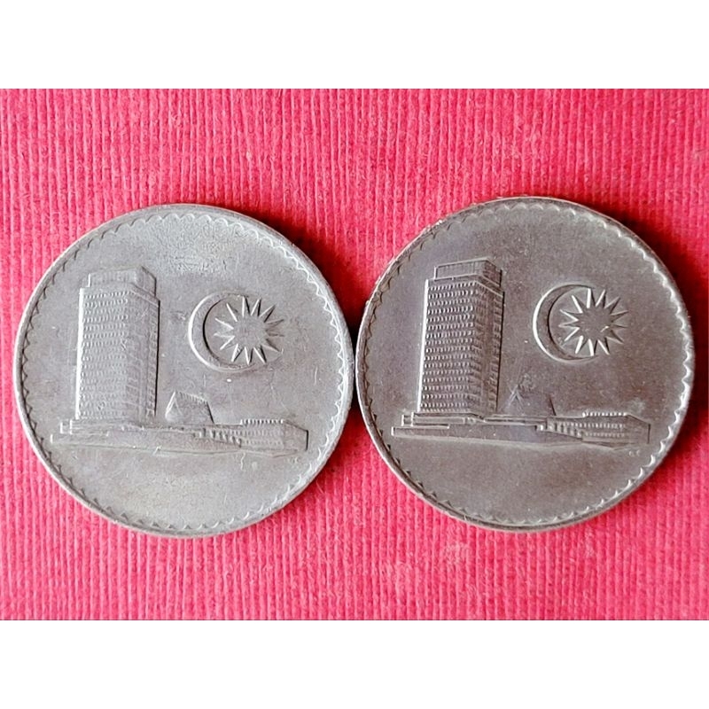 88大型馬來西亞1978.1987年（50SEN)錢幣（2枚合拍，保真，品相良好）。