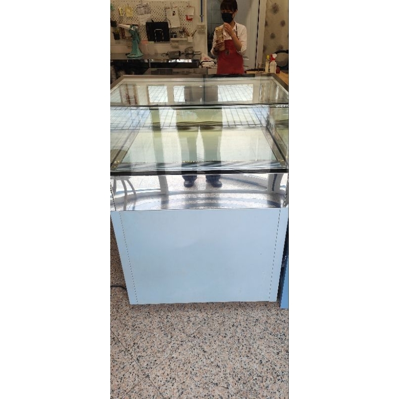 南門餐廚設備二手品項如新的落地型珠寶玻璃展示蛋糕櫃櫃