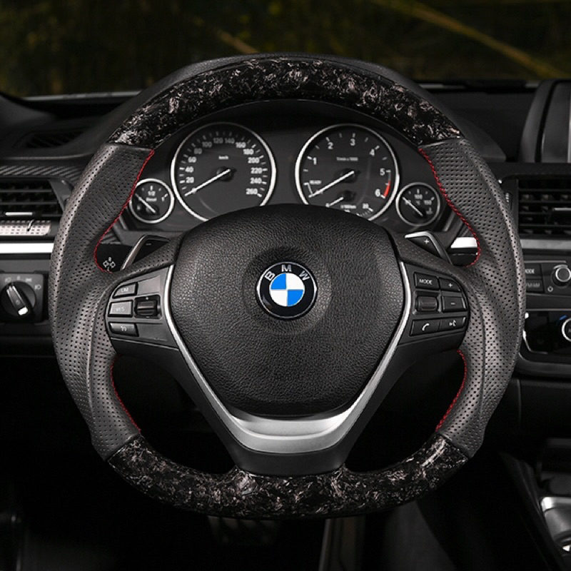 BMW方向盤 (盾牌型）二系 F22.F23 三系 F30 .F31.F34.F35、四系 F32.F33.F36