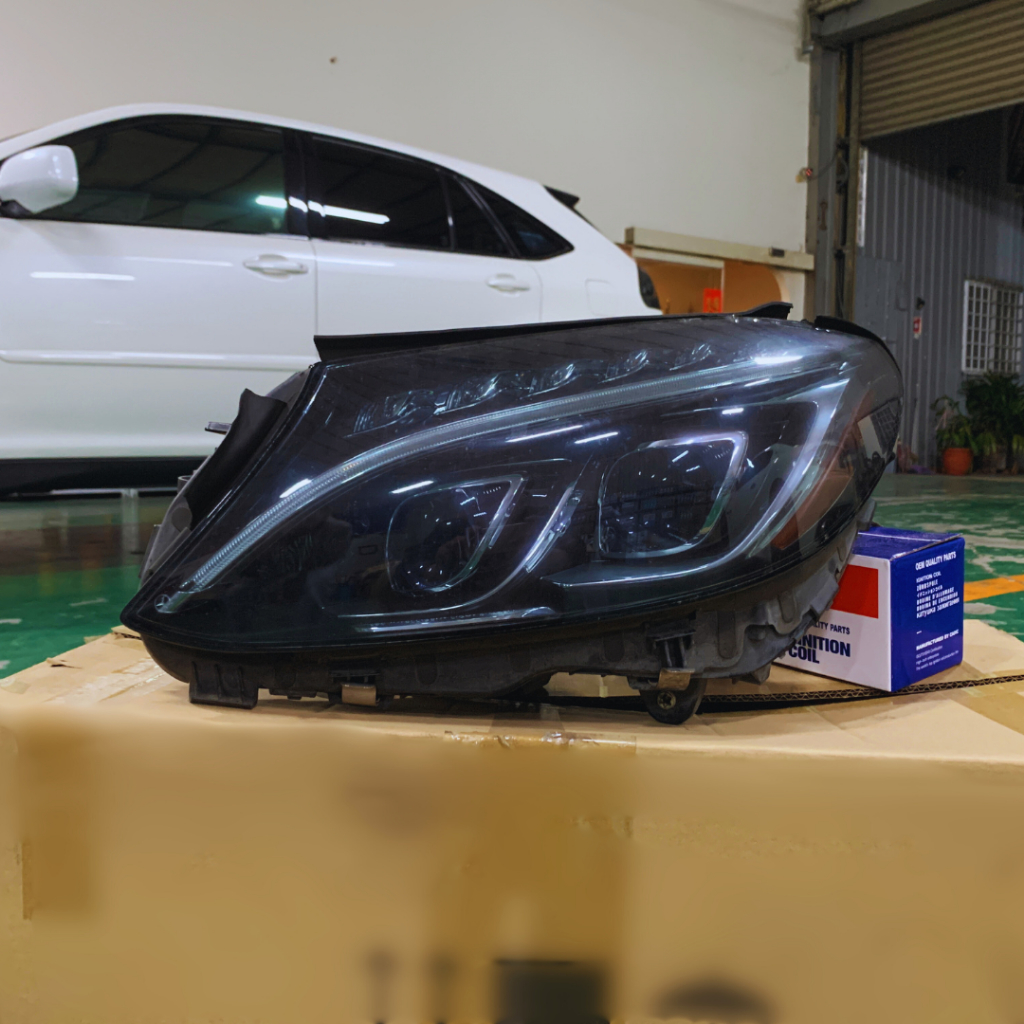 Benz W205 C300 原廠雙魚眼 LED頭燈 智慧型自動轉向  (美規) 純拆車件