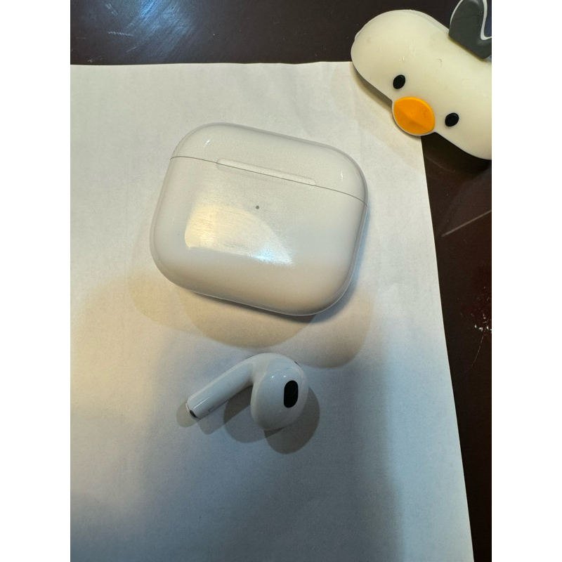 AirPods 3 左耳與 充電盒 二手 剩下左耳